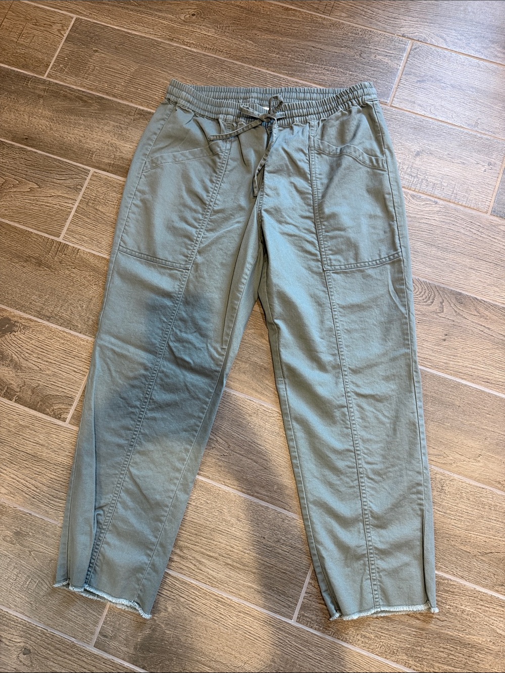 Universal Thread Women’s Olive Drawstring Pants
